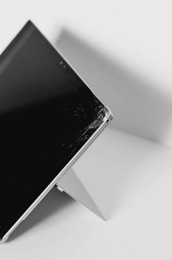 fondos de pantalla hd fondos primer plano tableta;dispositivo;roto;vidrio;tecnología de pantalla solo objeto