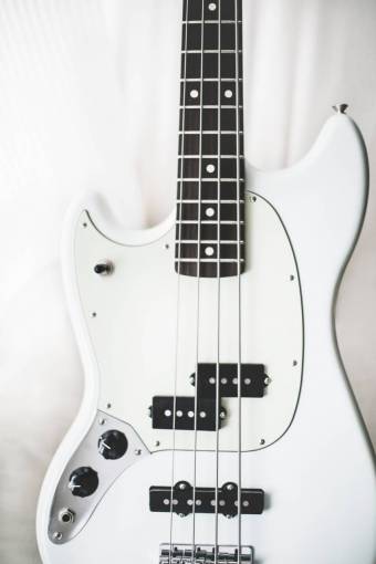 music rock music close-up string musical instrument guitar bass;instrument;white;object fretboard