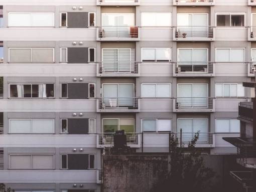 condominio arquitectura edificio infraestructura estructura establecimiento apartamento ventanas