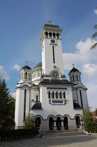 cross-country architecture  travel  church  religion  no person  building  sky