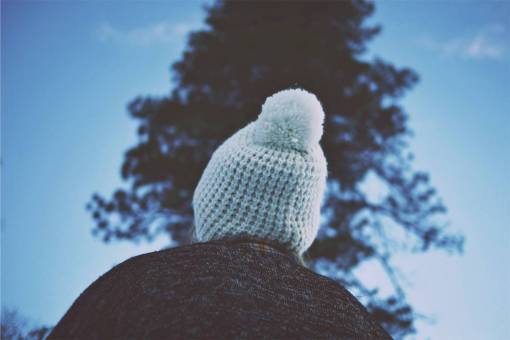 toque sombrero toque pom pom invierno gente fría