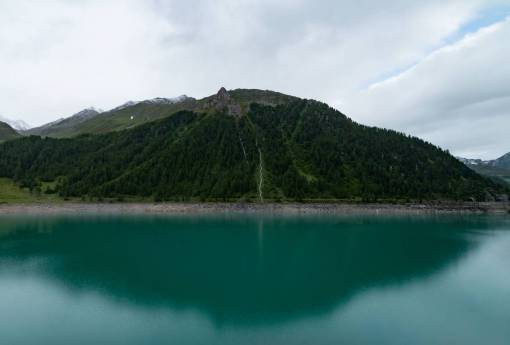 lake  lakeside  reflection  hd wallpaper  green  landscape  water