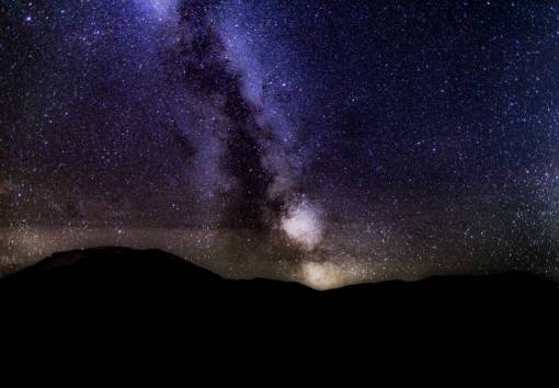 astrofotografia estrella noche oscuro viaje aventura montaña montañista