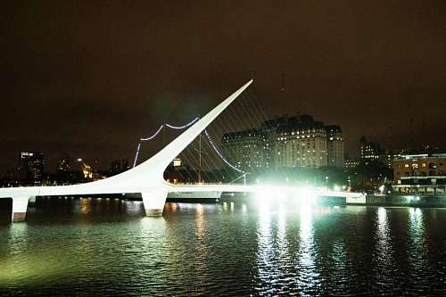 puente de mujeres Puente de la Mujer (Puente De La Mujer) por la noche, Buenos Aires, Argentina