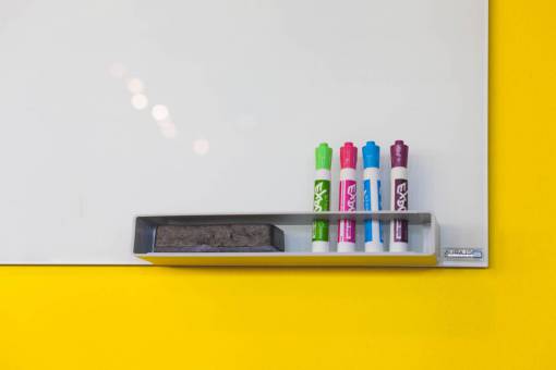 whiteboard-visual-aid whiteboard  markers  eraser  boardroom  office  business  meeting
