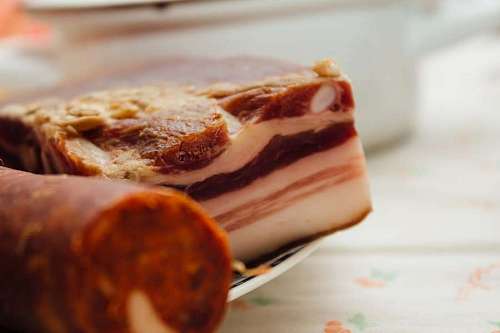 Panceta recien cortada
