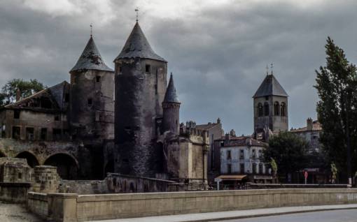 castle architecture  building  infrastructure  structure  establishment  castle  old