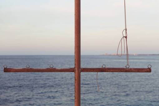 cross-country cross  pipe  sail  rope  water  sea
