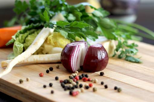 cabbage food  cutting board  red onion  pepper  lettuce  carrots  cabbage