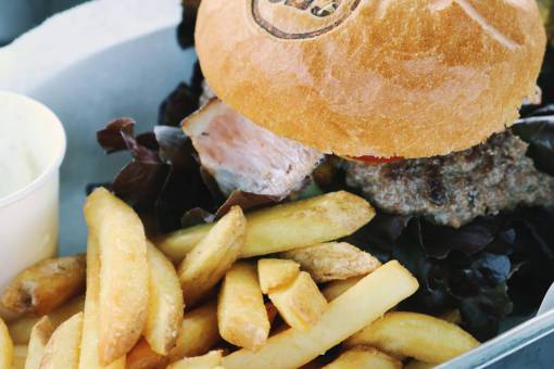 papas fritas hamburguesa bollo patatas fritas comida almuerzo cena