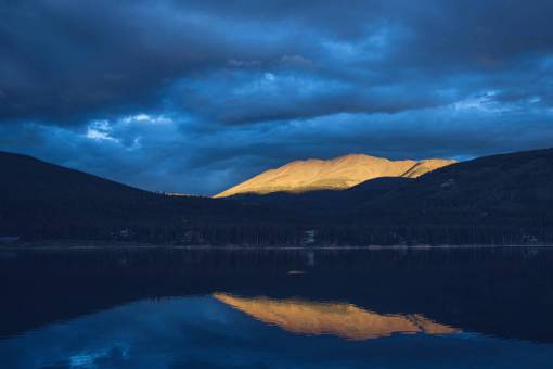 lake  water  reflection  landscape  mountains  dark  night
