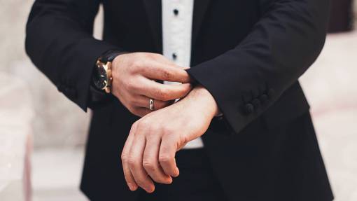 boton hombre chico anillo reloj novio negocios mangas