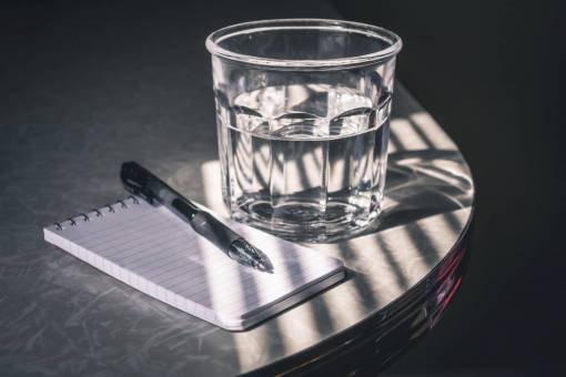 cuaderno Bloc de notas bolígrafo taza notas cuaderno escritura planificación