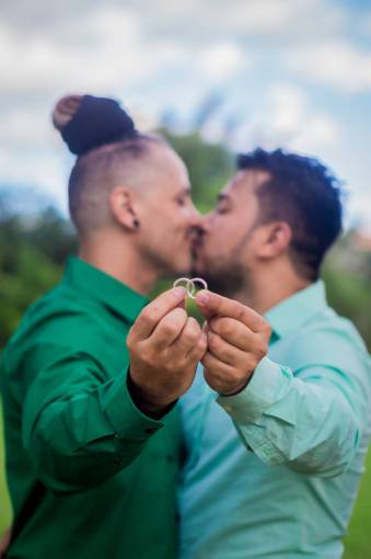 cuidado Capturando el amor, la historia de una pareja gay