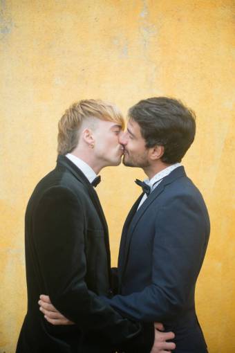 cuidado Capturando el amor, la historia de una pareja gay
