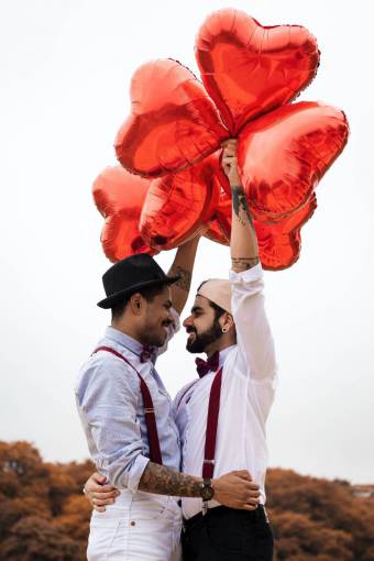 intimate Capturing love, A gay couple's story