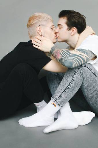 intimate Capturing love, A gay couple's story