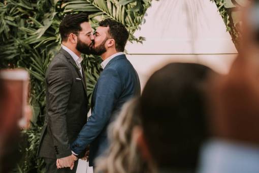 intimate Capturing love, A gay couple's story
