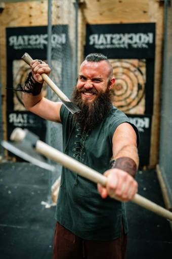 moderno Retrato de un guerrero vikingo