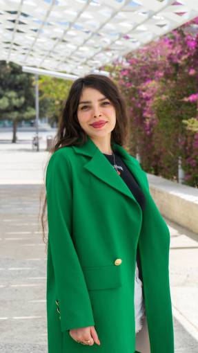 negocios mujer una persona etnia caucásica traje adulto mujer; vestido verde persona de negocios
