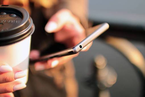 telefono inteligente café de tecnología de teléfono inteligente móvil