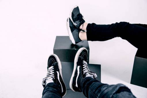 feet shoes  vans  nike  sneakers  rubber  sole  tie