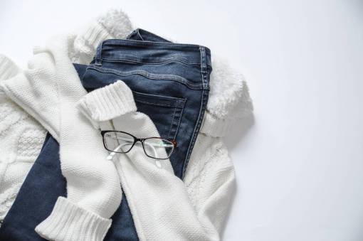 apparel white  sneakers  jeans  scarf  blue  minimal  apparel