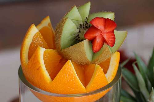 orange kiwi strawberry fruit cocktail peel garnish citrus juice