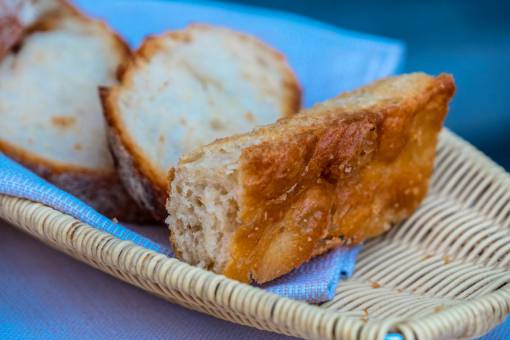 baked  bread  food  snack  breakfast  basket
