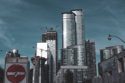 edificios ciudad arquitectura urbana rascacielos cielo nubes