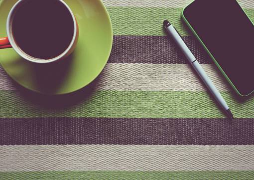 telefono inteligente bolígrafo de tecnología de teléfono inteligente móvil iphone taza de café