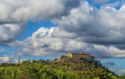 monte-calvario nature  landscape  sky  clouds  mount  building
