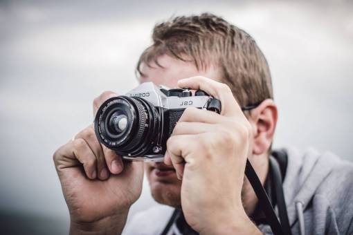 gente chico lente de cámara réflex fotografía fotógrafo