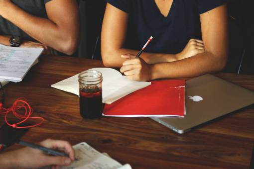 escritura reunión de equipo, notas de trabajo, oficina, negocios, bloc de notas