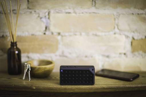 alta tecnologia bluetooth altavoz negro tecnología electrónica música sonido