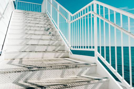 step stairs  steps  railing  boat
