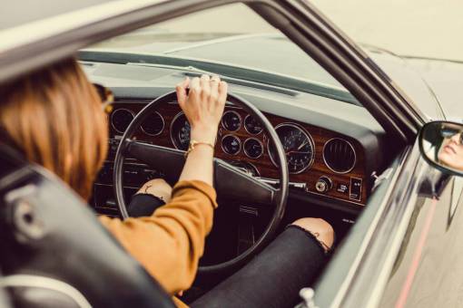 dashboard woman  driving  vintage  car  sterring  wheel  dashboard