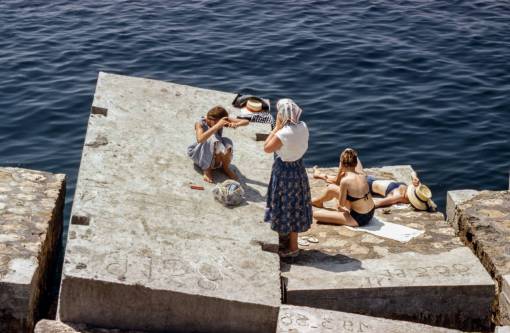 swim-in-nature women  people  family  friends  group  swim  sunbathe