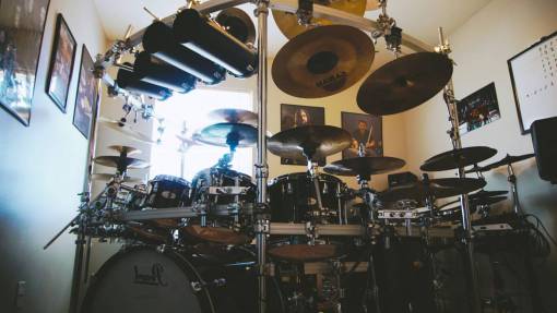 platillo Gran batería, tambores, platillos de música