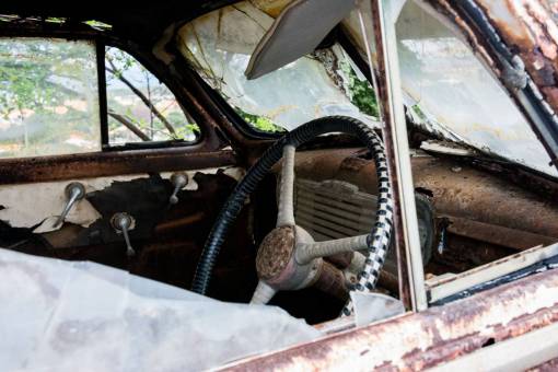 automobile-detail car  automobile  old  vintage  interior  rust  steering wheel
