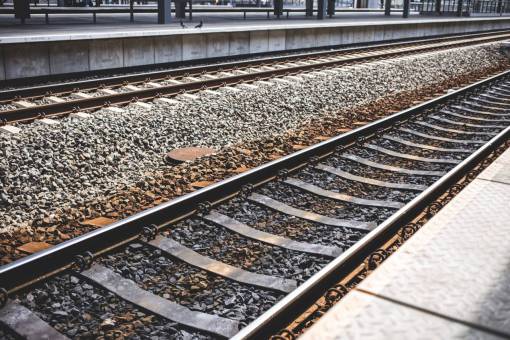 platform-shoe infrastructures  railways  train  tracks  stones  rocks  gravels