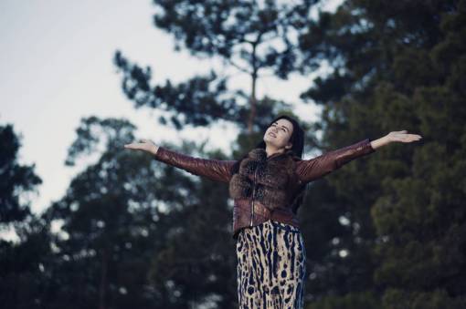 free-images people  woman  fashion  beauty  nature  trees  green