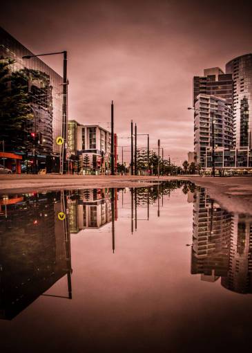 ciudad urbana reflexión edificio establecimiento arquitectura nubes