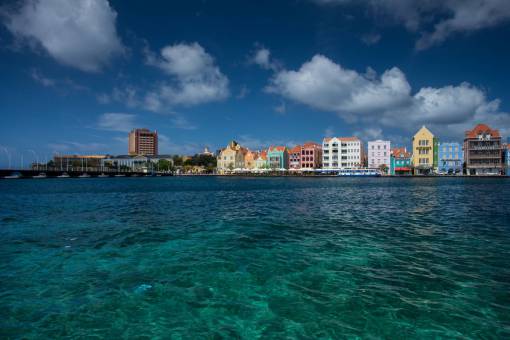 boardwalk Willemstad  Curaçao  island  caribbean  buildings  architecture  skyline