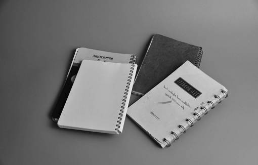 escuela notas en blanco y negro cuaderno cuerda papel material escolar
