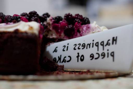 unknown-entity blueberry  fruit  sweets  dessert  cake  cheesecake  food