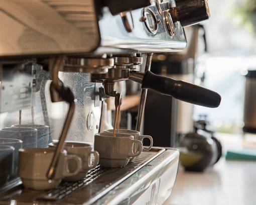 capucha cafe bar tecnología de la máquina de espresso granos de café