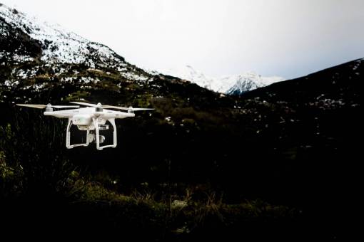 video drone cámara nubes cielo video grabar blanco
