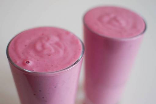 batido de frutas bebida saludable