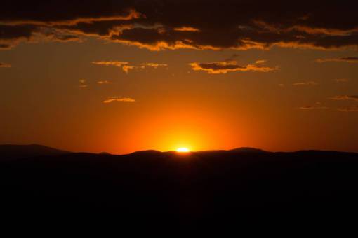 horizon  sun  mountains  sunset  sunrise  landscape  sky